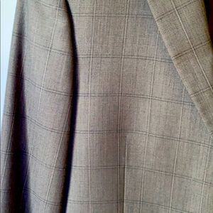 Men’s suit- Jones New York